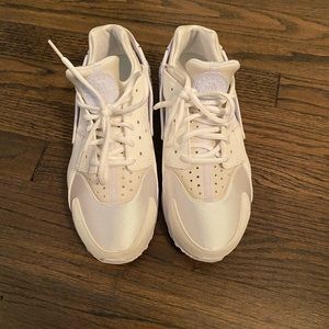 2017 All White Huarache tennis shoes. **WORN ONCE.